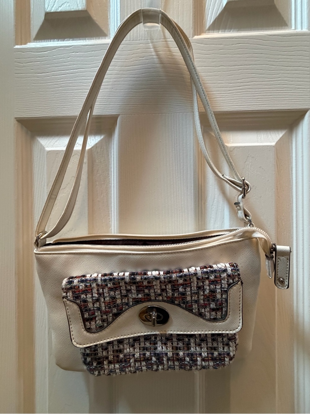 Y2K Cream Shoulder Bag with Tweed Front Pocket